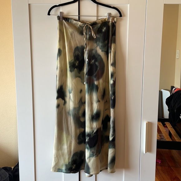 SOLD//Zara tie die draw string midi sip skirt - Picture 2 of 5